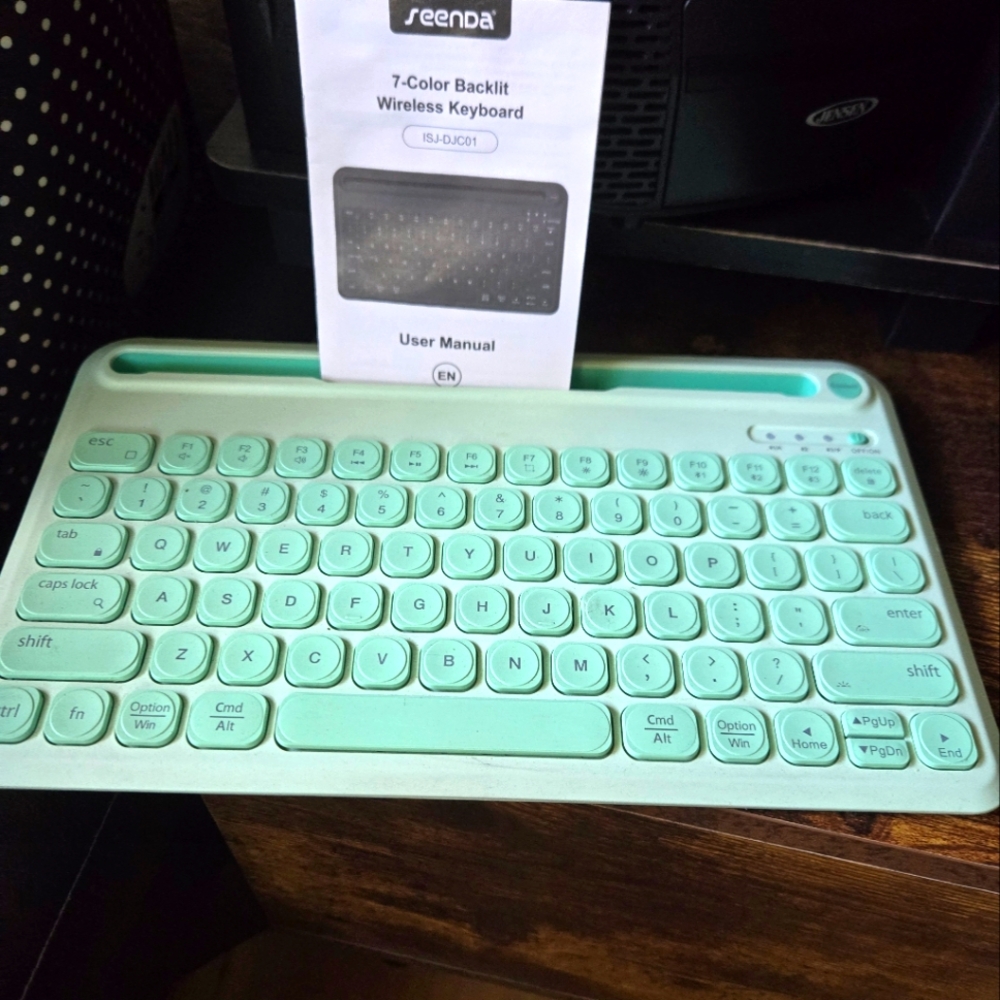 Wireless keyboard